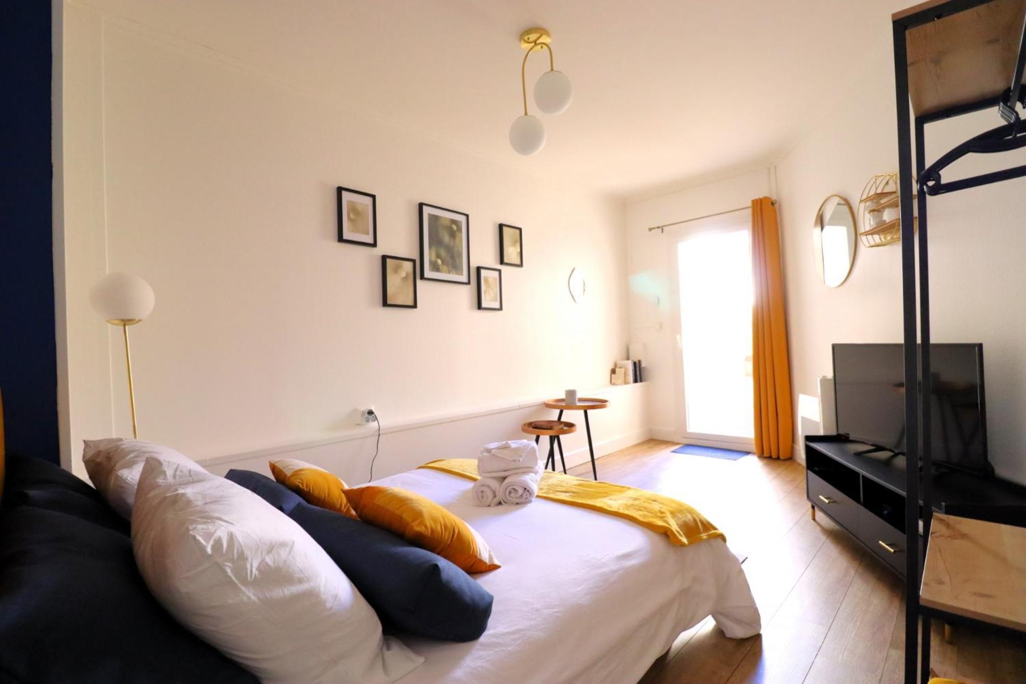 Le Neo - Studio Chic Avec Sa Cour Privative Et Fibre Bergerac Phòng bức ảnh