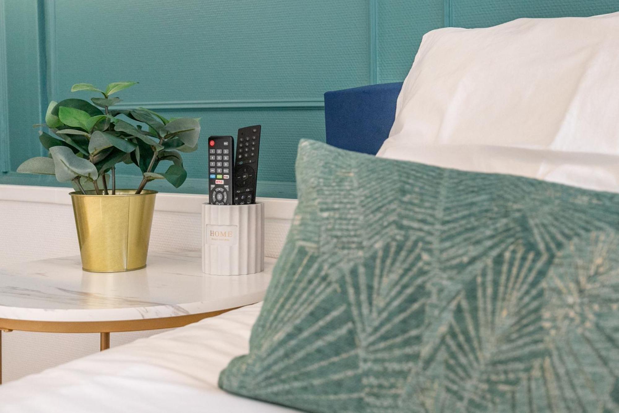 Le Neo - Studio Chic Avec Sa Cour Privative Et Fibre Bergerac Ngoại thất bức ảnh